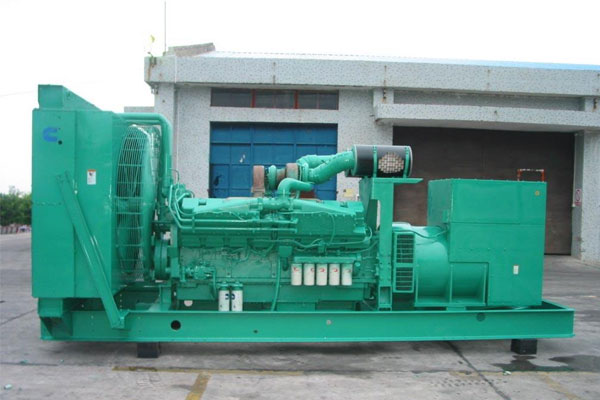 贵溪工厂发电机应急发电时如何更准确地检查发电机状态？